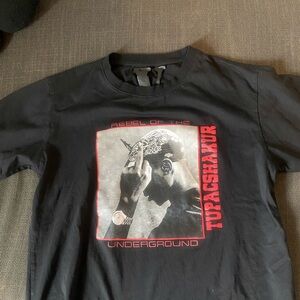 VLONE TUPAC SHIRT SIZE L